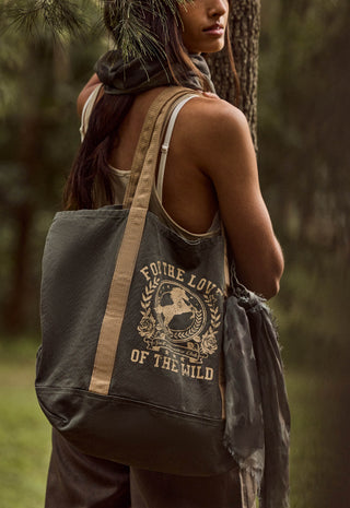 love-of-the-wild-tote-bag
